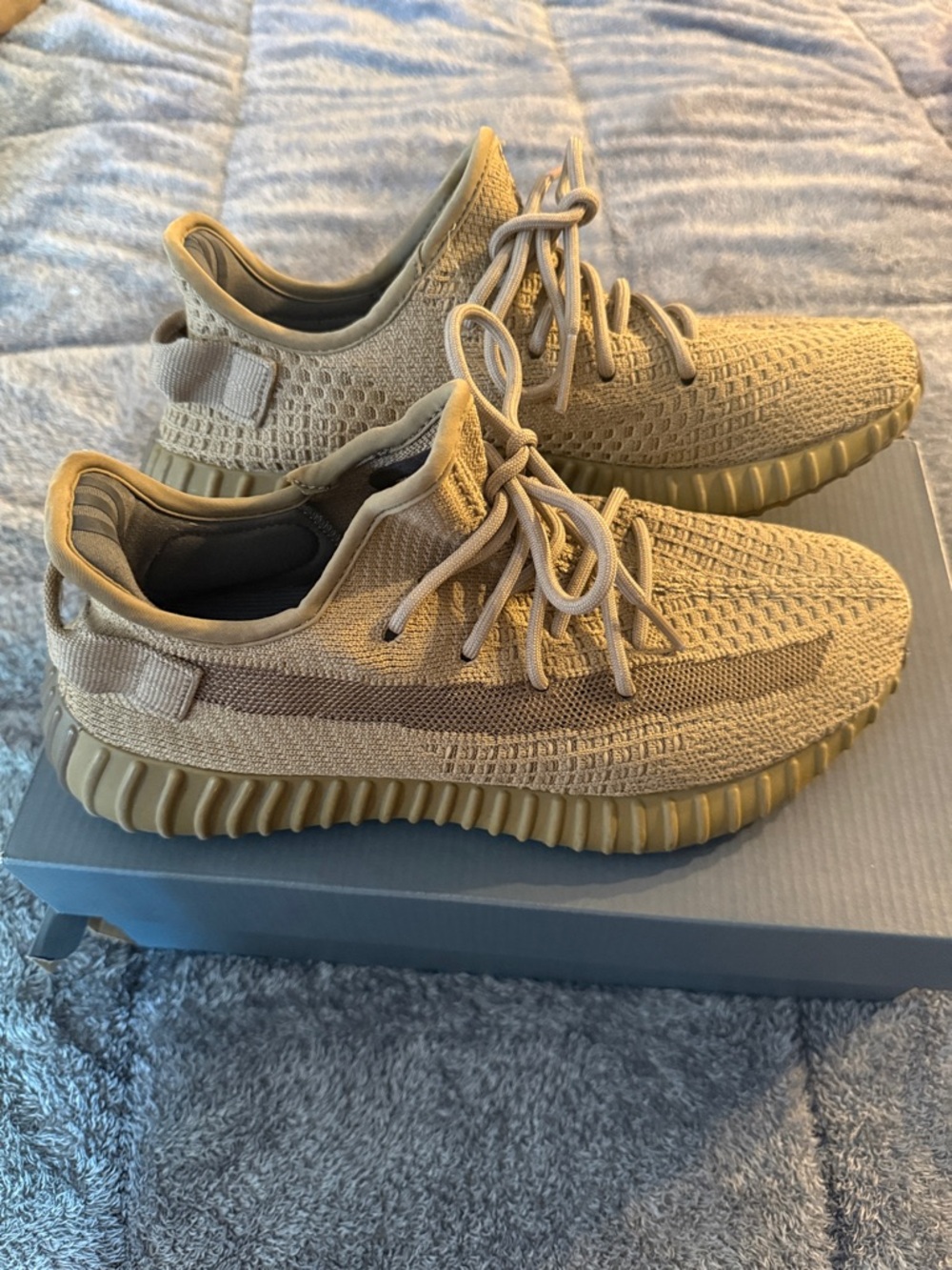 Adidas Yeezy Boost 350 V2 Earth Sneakers Size 9